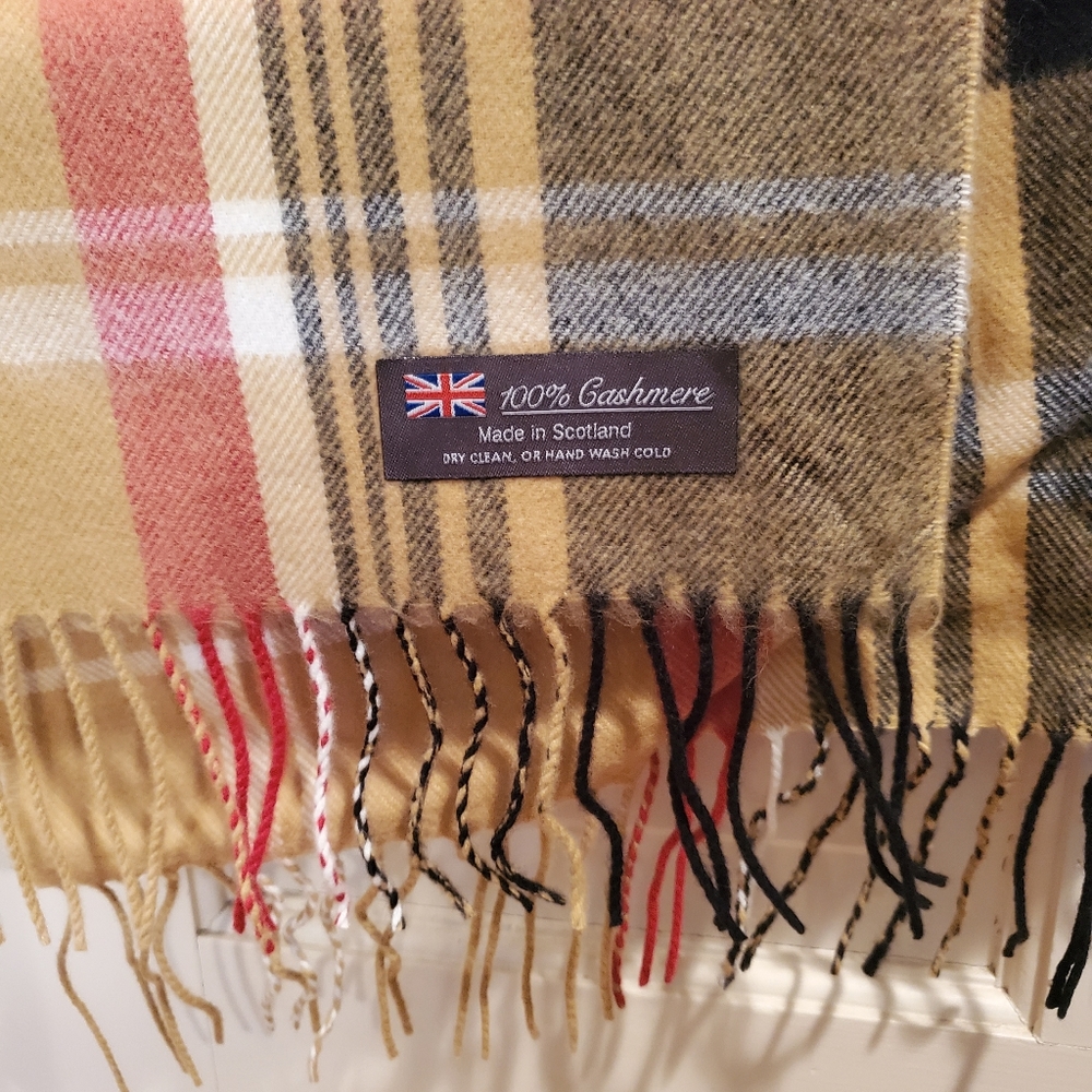 Scotland Cashmere Scarf (NWOT)